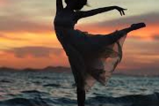 49岁范玮琪上女歌手综艺被全网过往黑料被扒底朝天青春滤镜碎得彻底